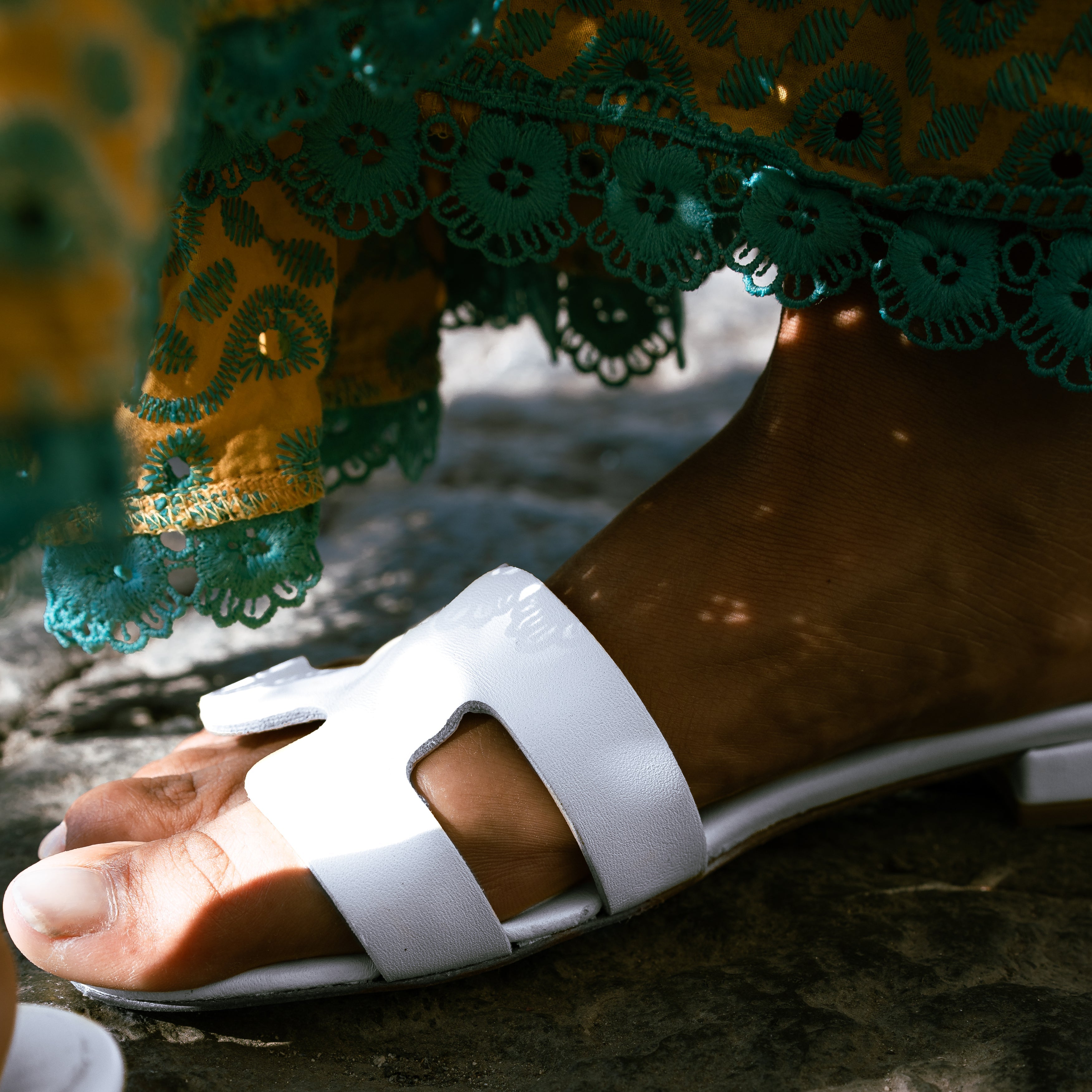 MEGARIDE - Ciabatta Artigianale Fatta a mano in Vera Nappa Bianca - Fascia H Small