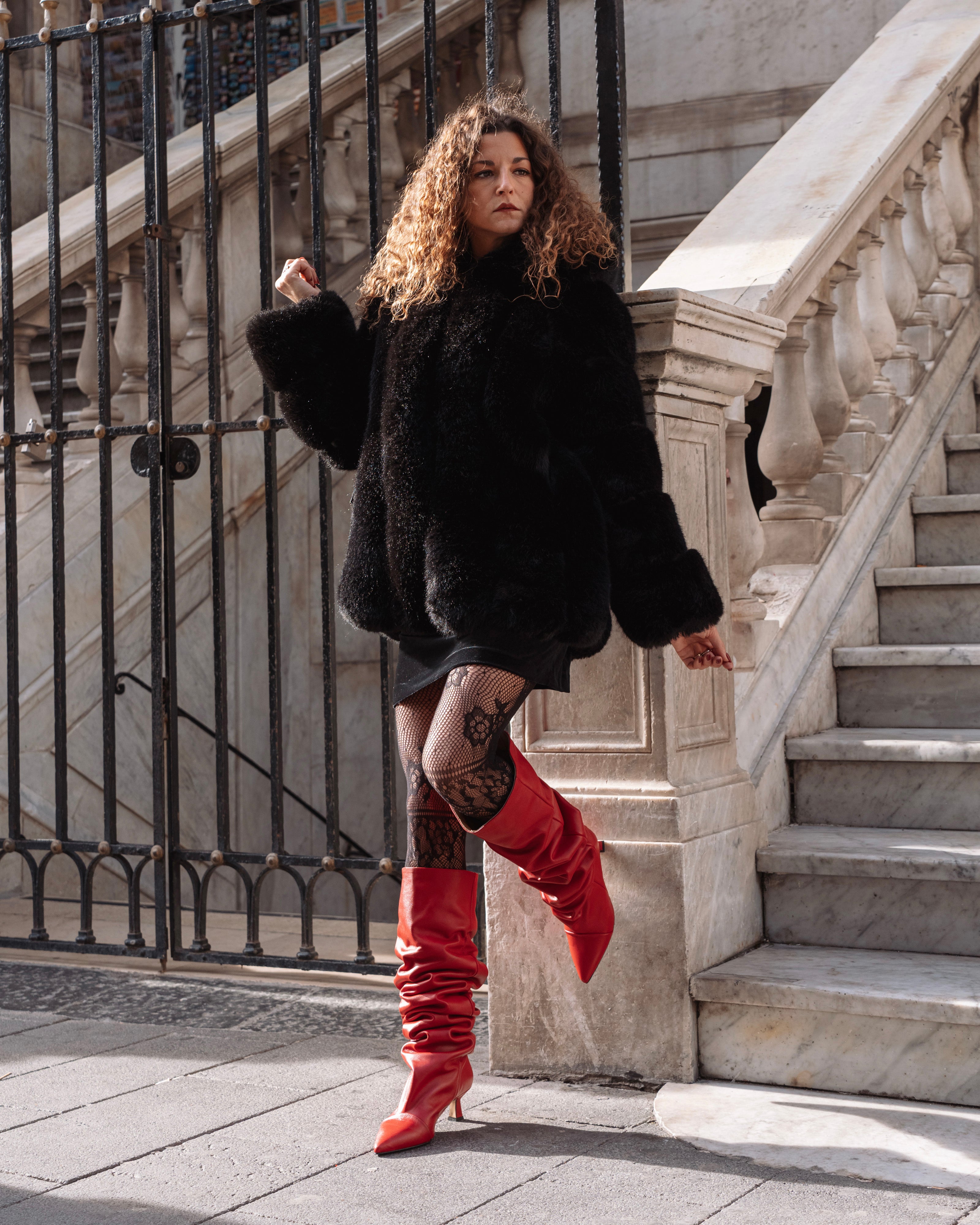 JENNIFER - Stivale tubolare alto al ginocchio in Vera Pelle Rossa effetto drappeggiato Tacco 5 Cm