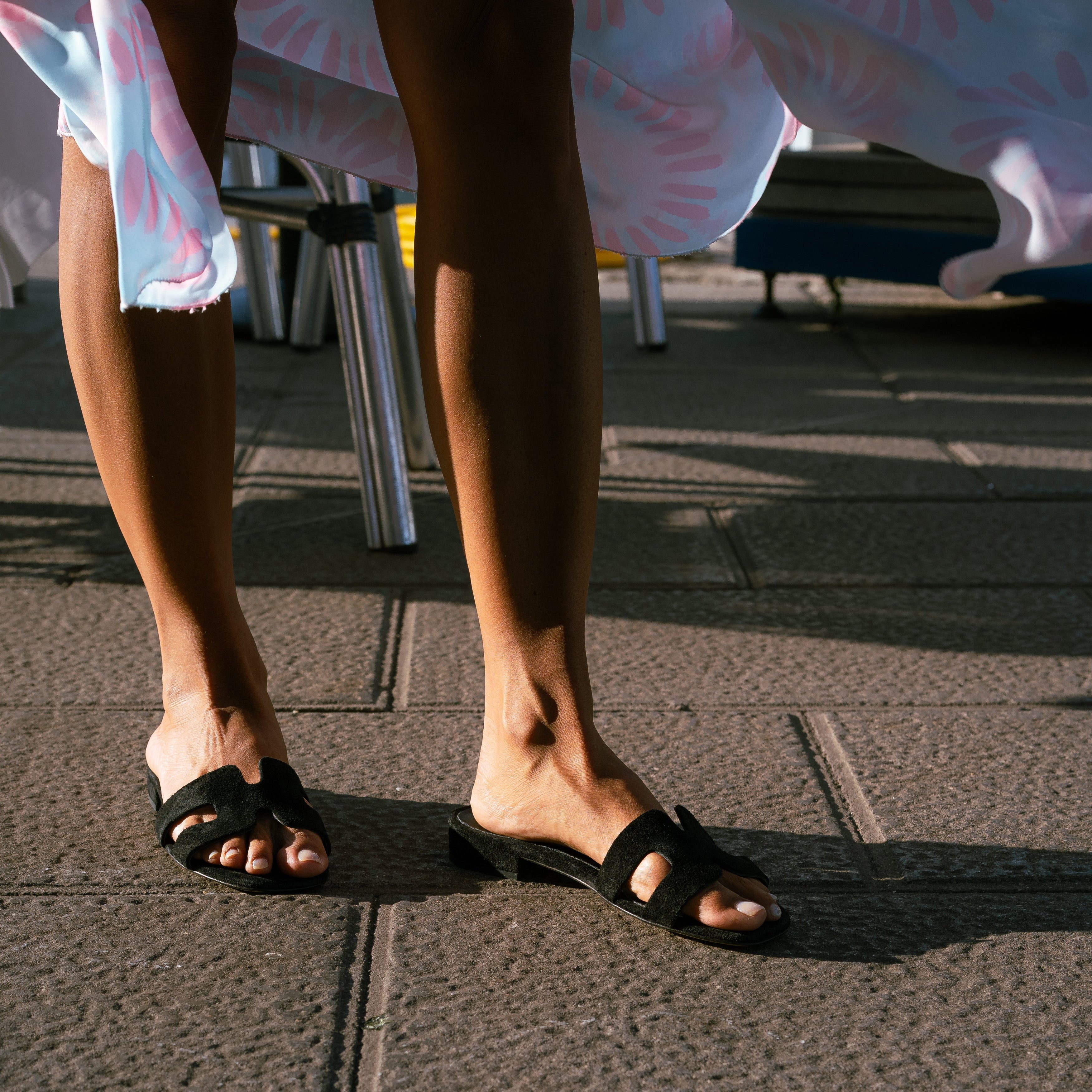 MEGARIDE - Ciabatta Artigianale Fatta a mano in Vero Camoscio Nero - Fascia H Small