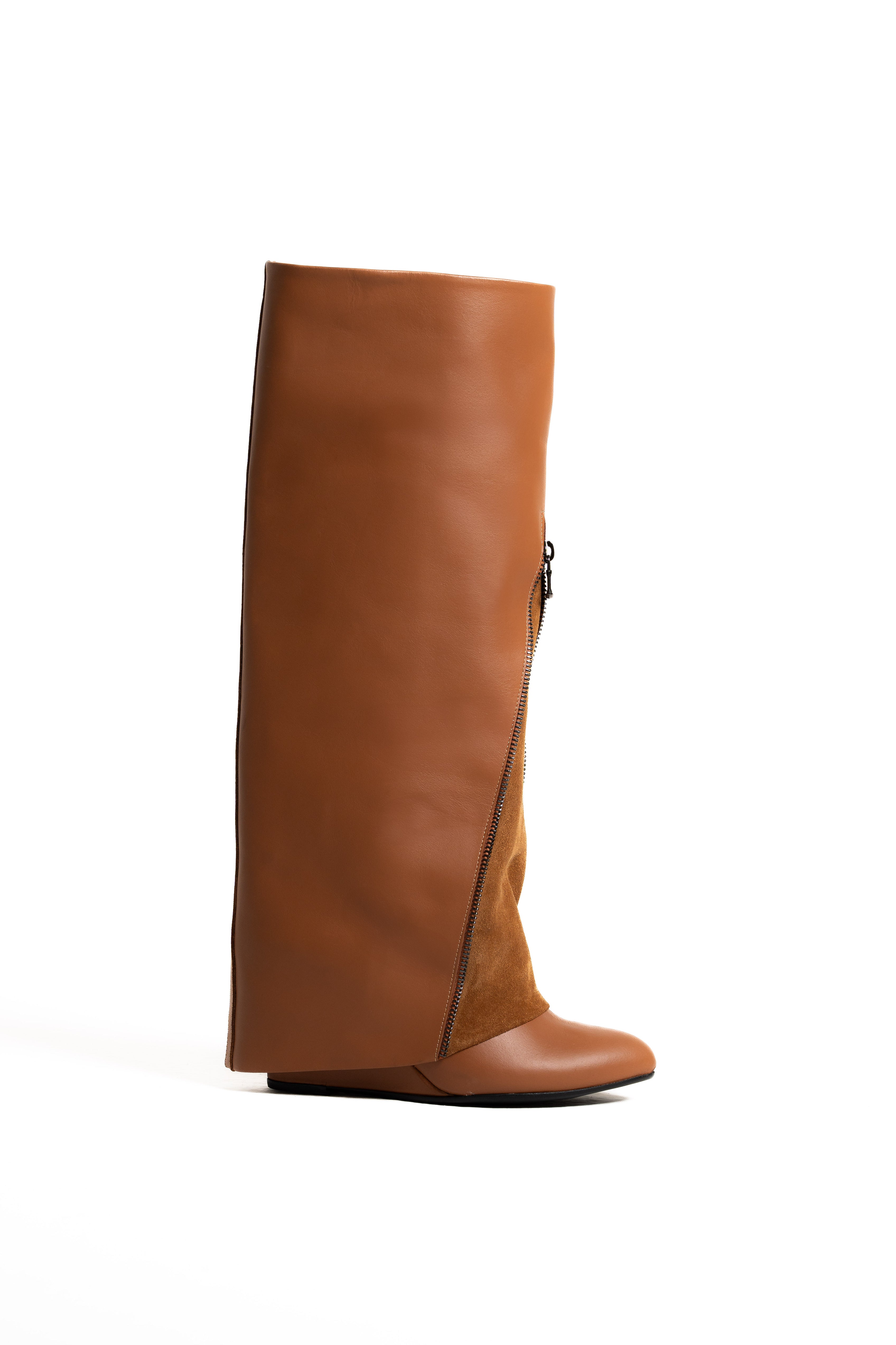 GV60 - Botín tubular en piel auténtica y ante auténtico con tacón/cuña de 7 cm