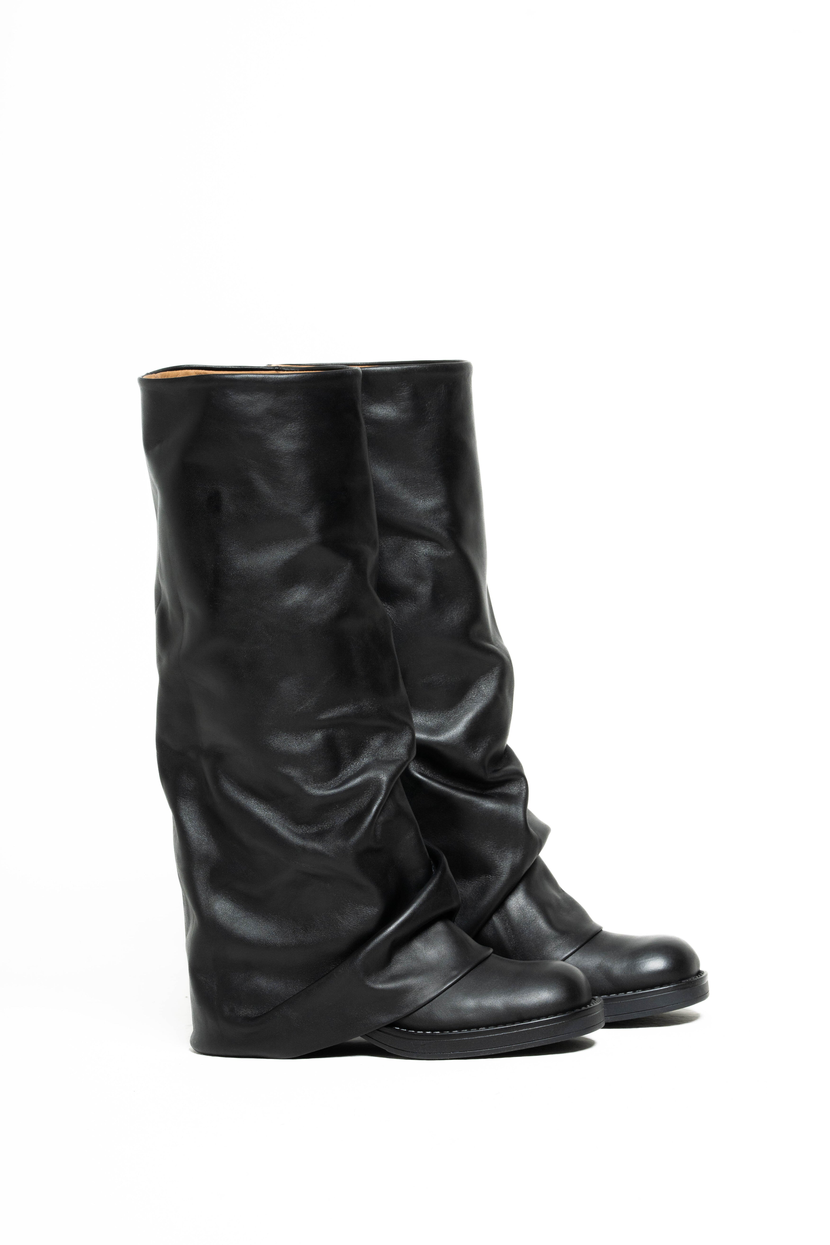 V7 - Tubular boot mood Biker Amphibian in real black leather with rubber sole and buckles