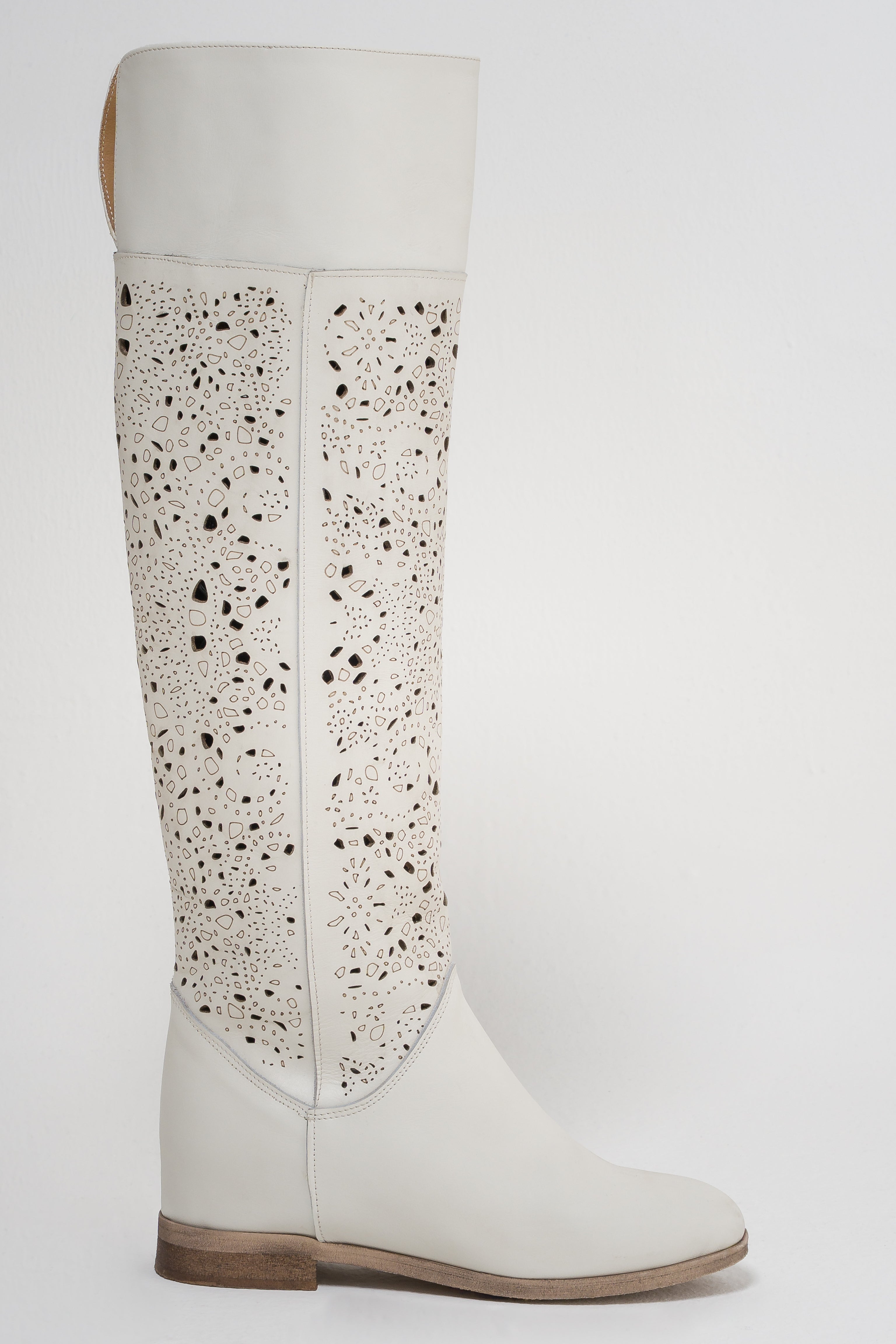 R1205_FLOWER - Knee-high tubular boot in perforated genuine leather with internal lift