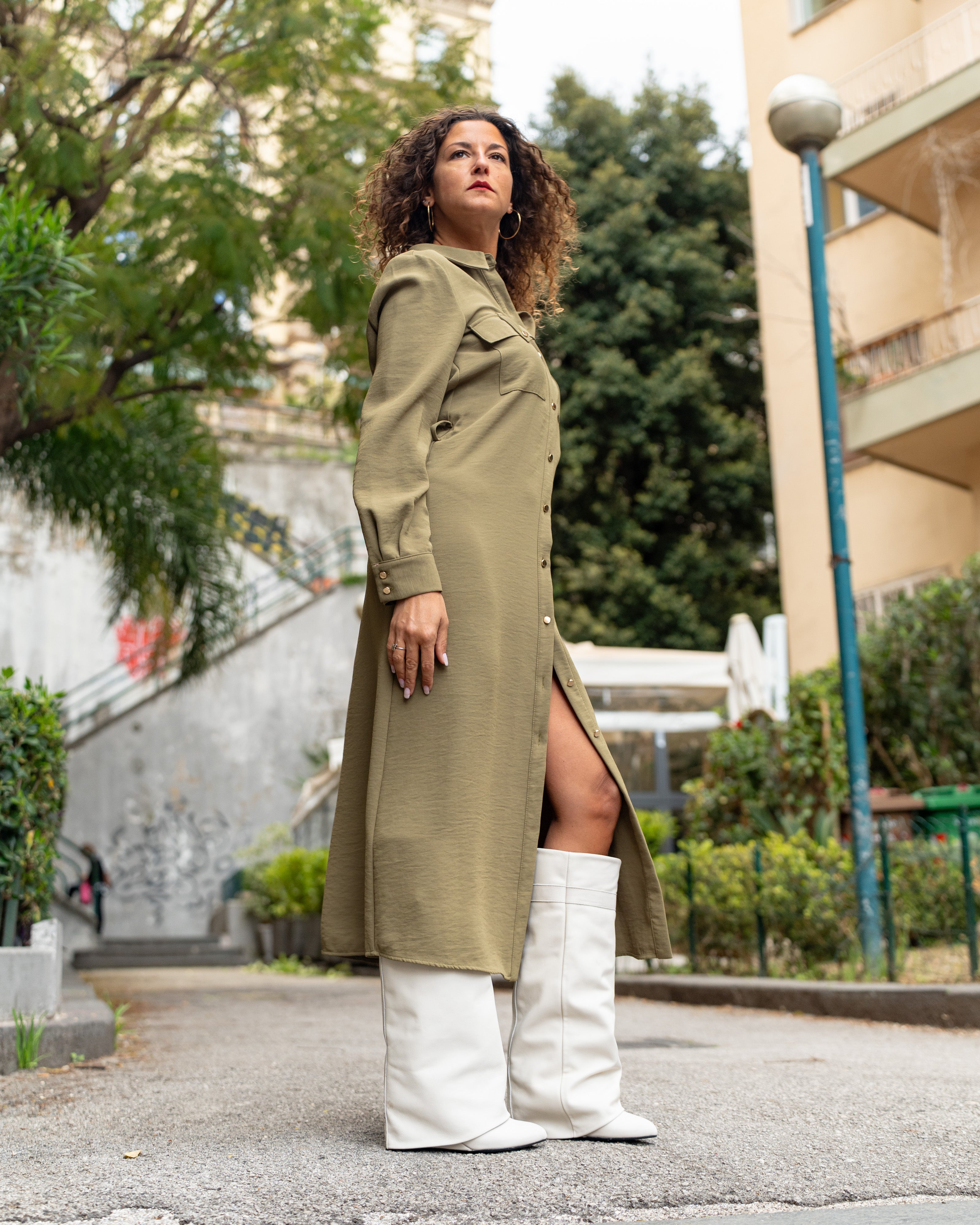 SOPHIE - Bota Tubular de Piel Genuina Blanca con Accesorio y Tacón/Cuña de 7cm