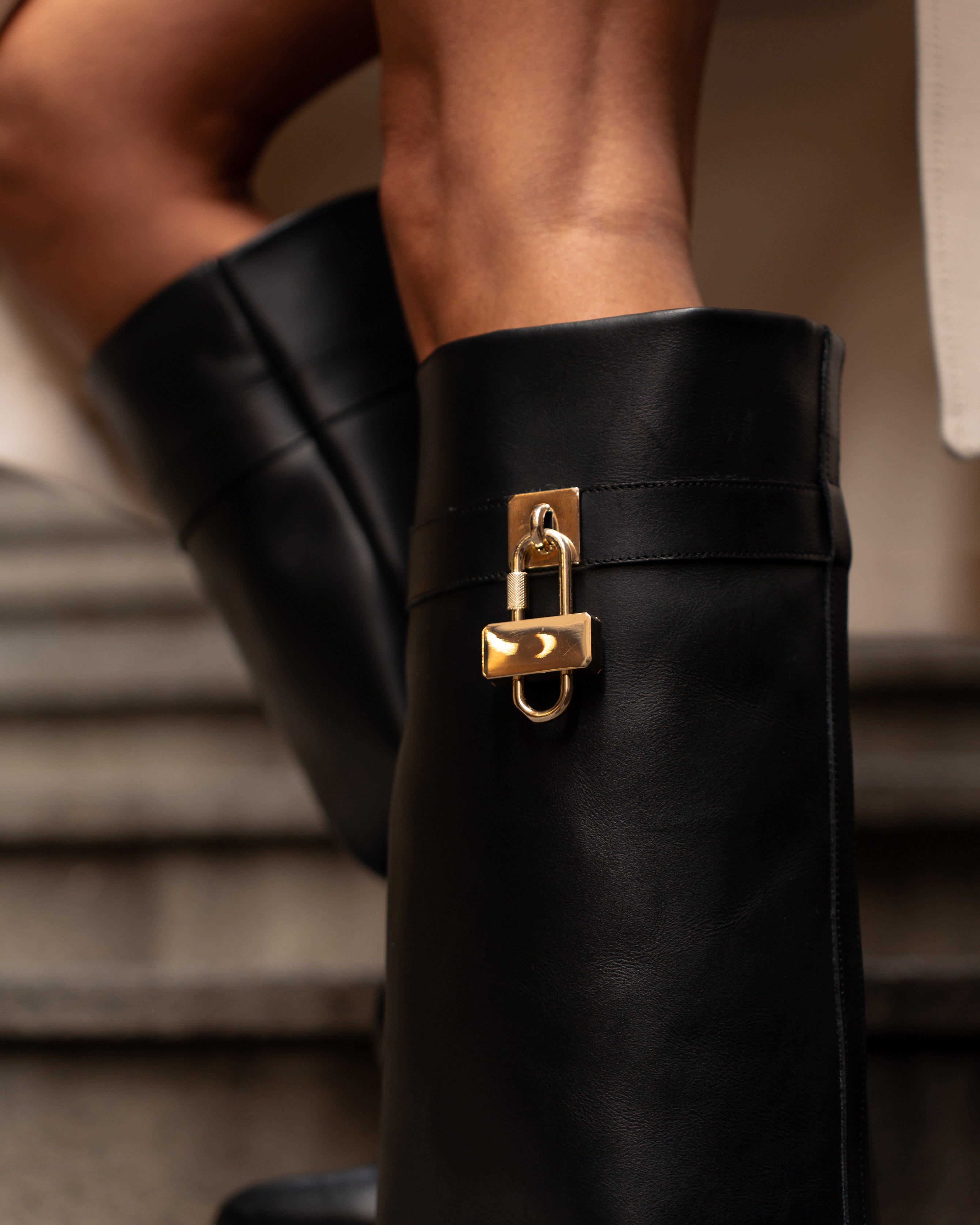 GV20 - Genuine Leather tubular boot with accessory and 7 Cm heel / wedge