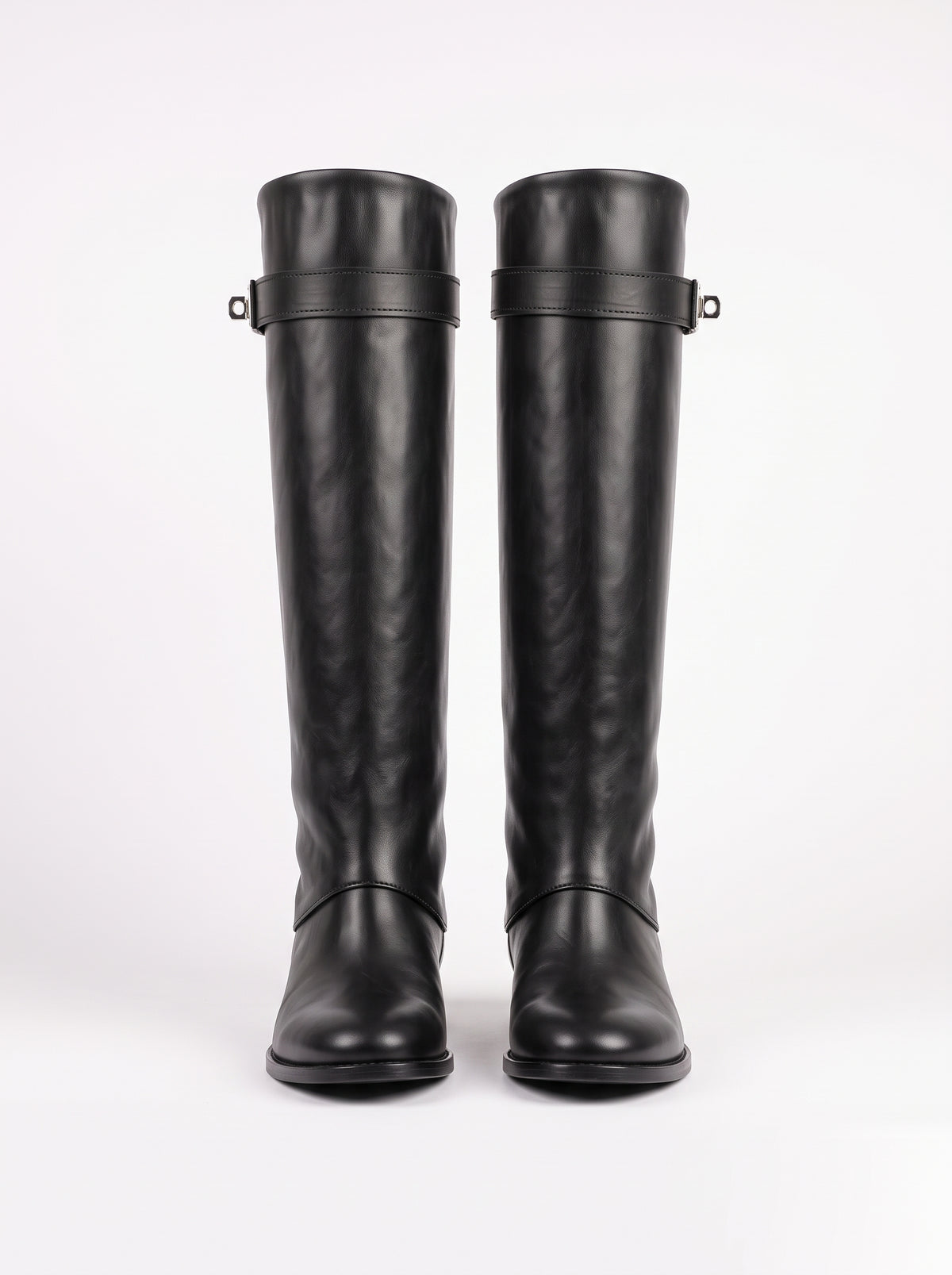 1720 - Black genuine leather tubular boot with turn-up and accessory