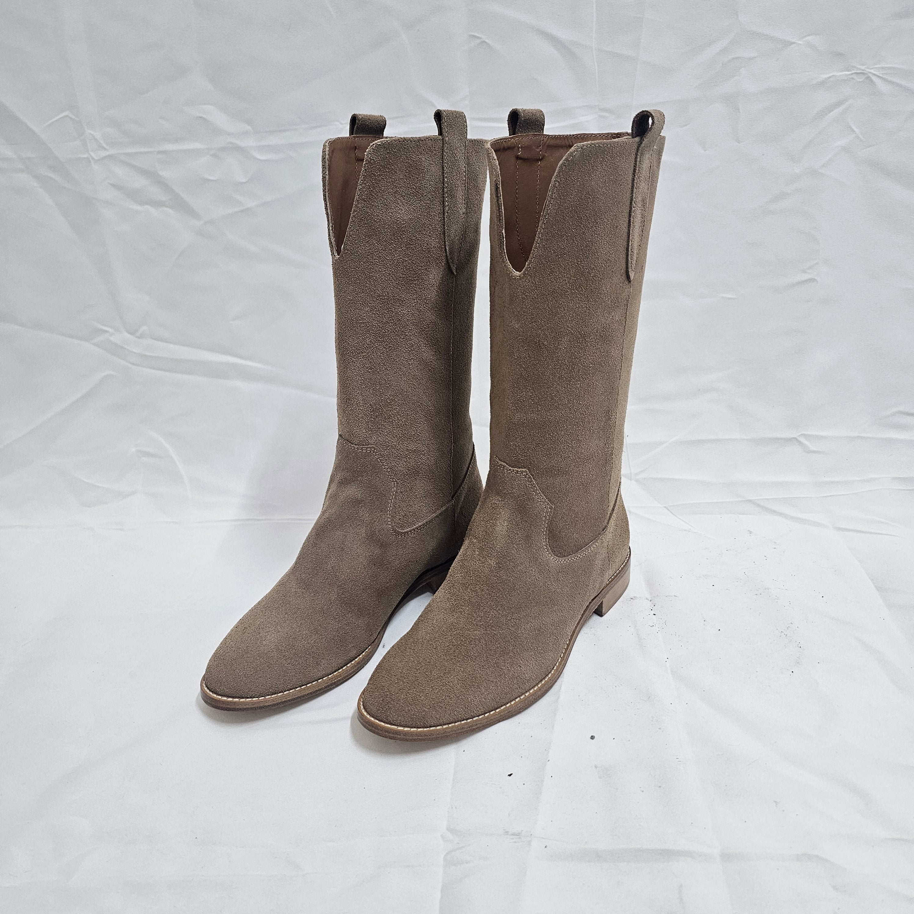 TEXAS - Camperos mood tubular ankle boot with front slit in real suede and real leather sole