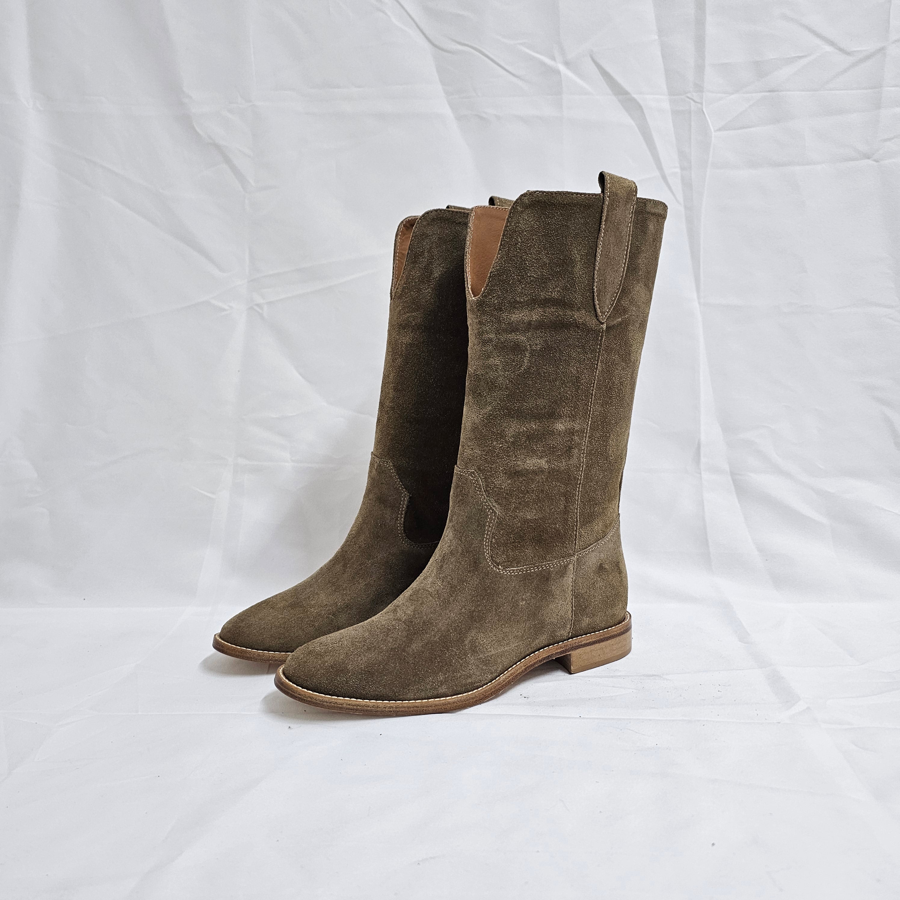 TEXAS - Camperos mood tubular ankle boot with front slit in real suede and real leather sole