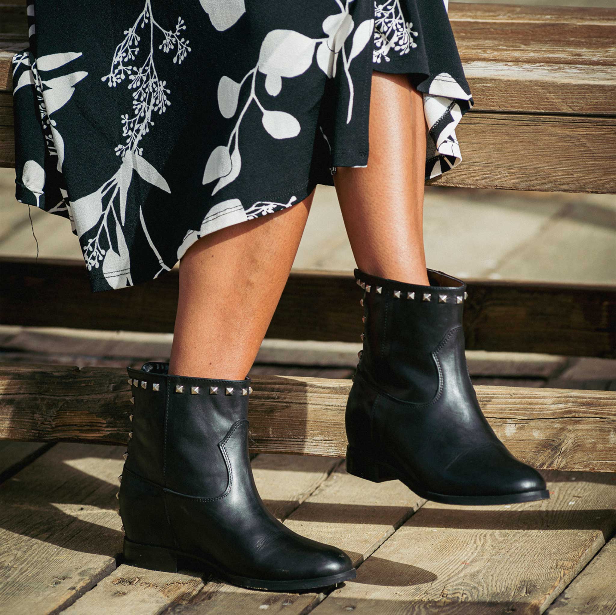 CHOO LOW - Genuine Leather Tubular Ankle Boot with Nickel Studs and Internal Raising