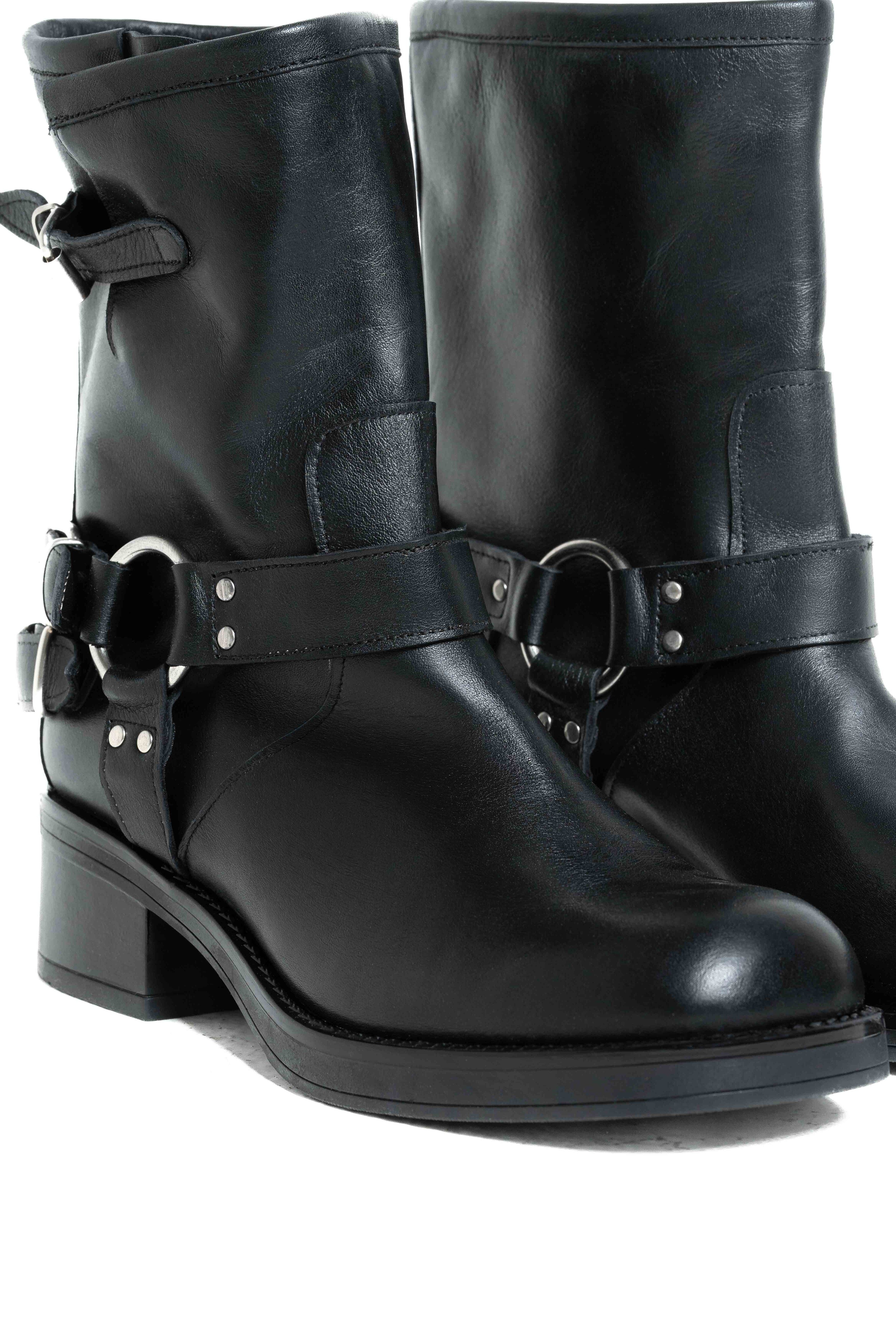 DAKOTA - Stivaletto tubolare mood Biker Anfibio in Pelle Nera con Fondo in Gomma e Fibbie