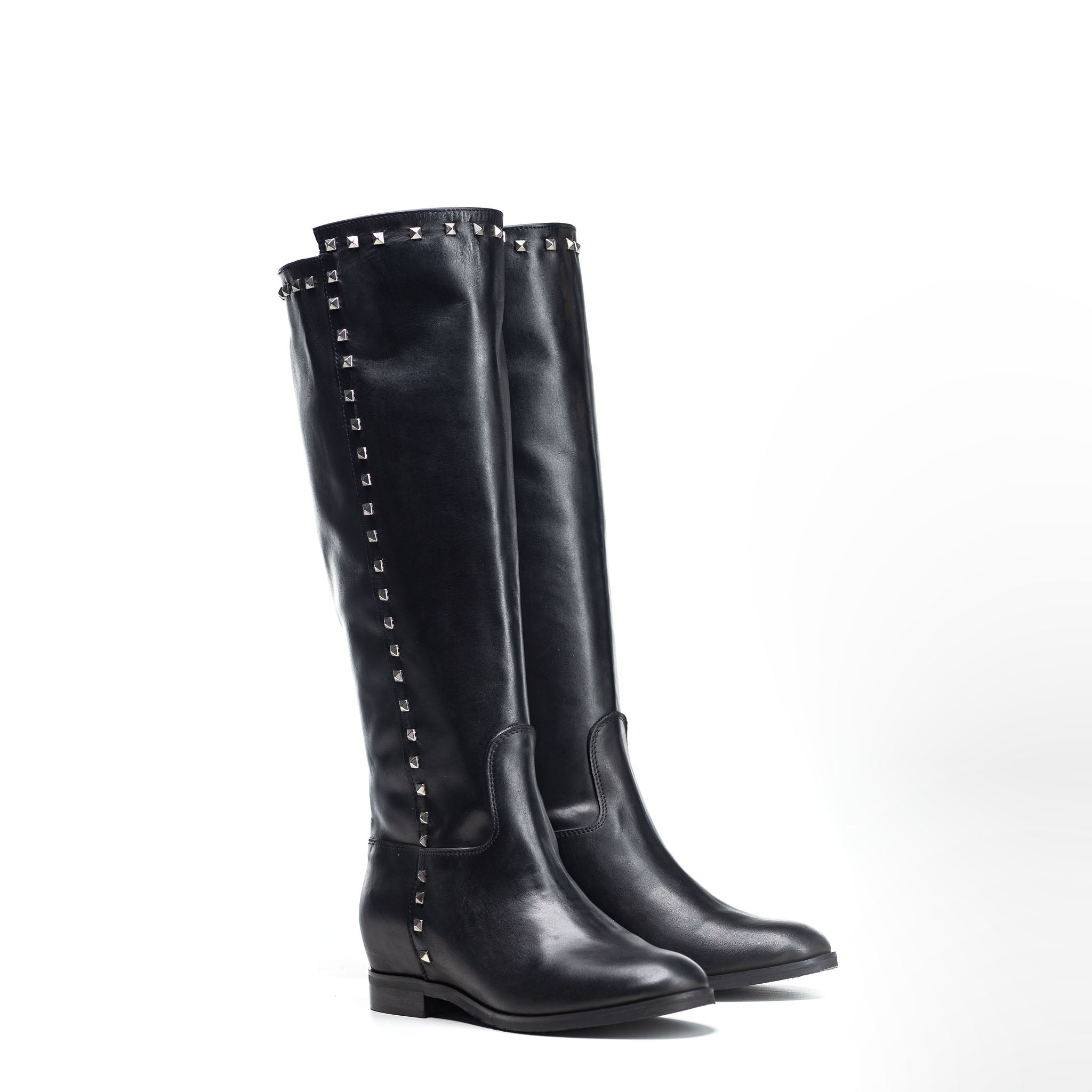 R155 - Genuine Leather Tubular Boot with Nickel Studs and Internal Raising