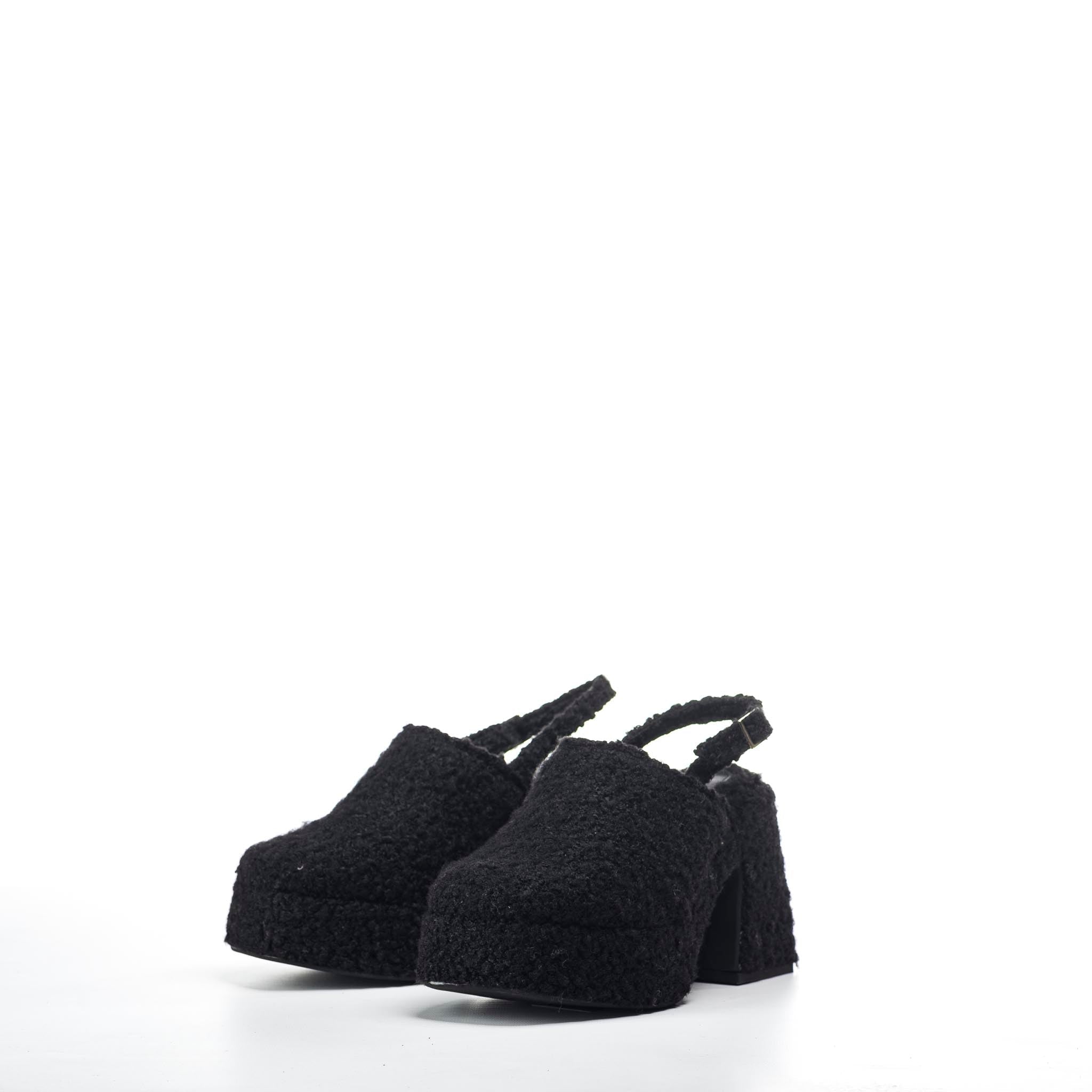 CLOG02_CURL - Mood Clog Sandal Sabot in Lamb Fabric Black