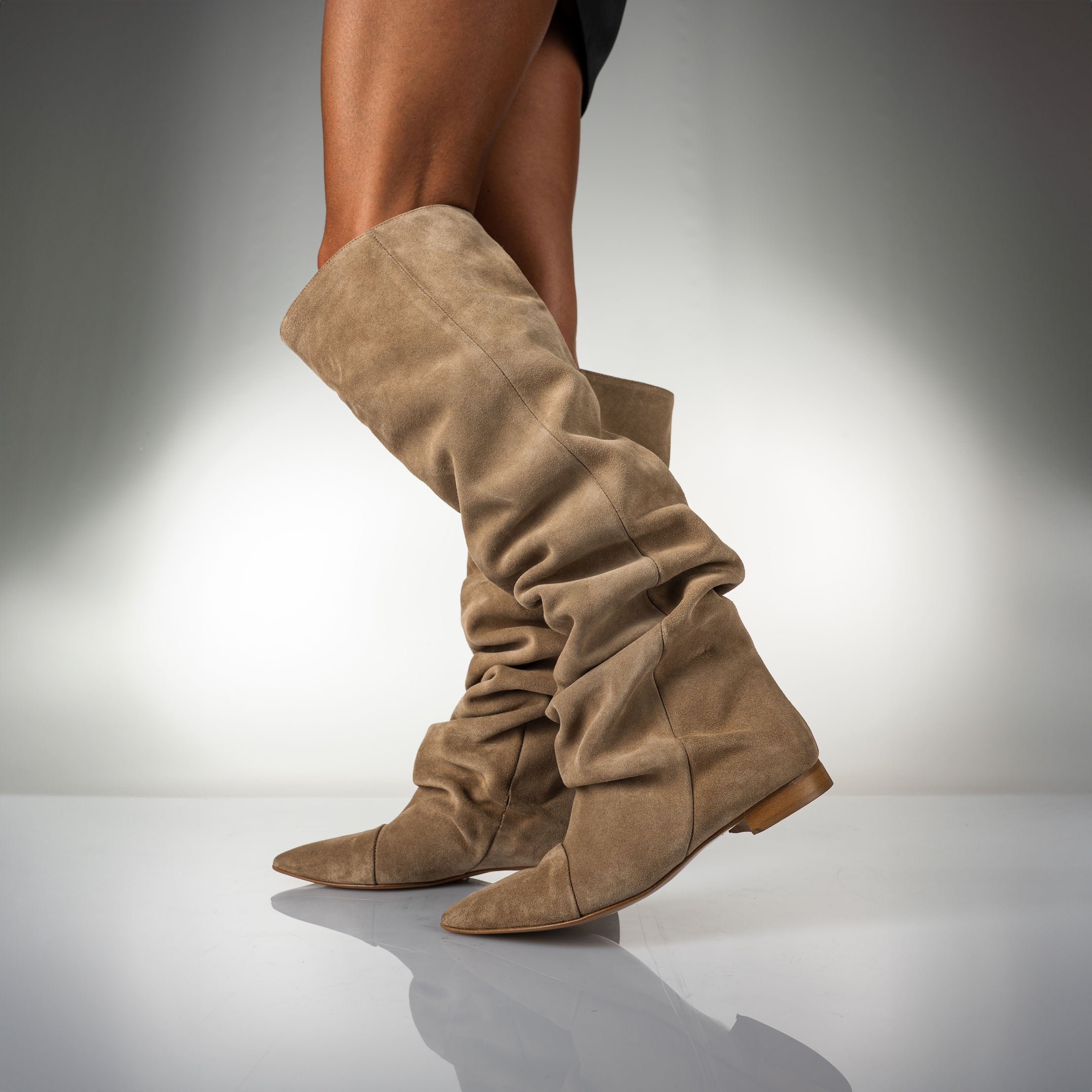 JENNIFER_FLAT - Tubular boot in real draped effect Daino suede