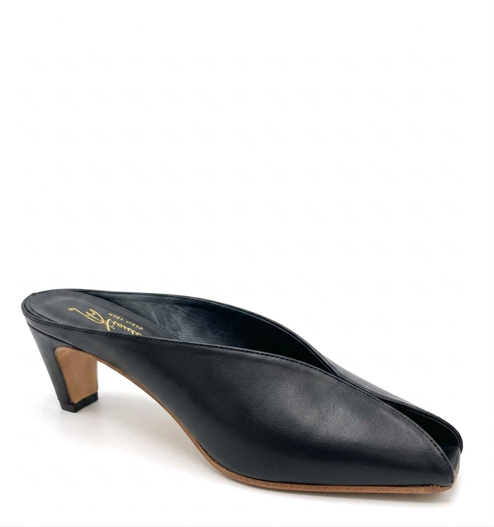 NINA - Mule in Vera Pelle Nera con Scolla a V