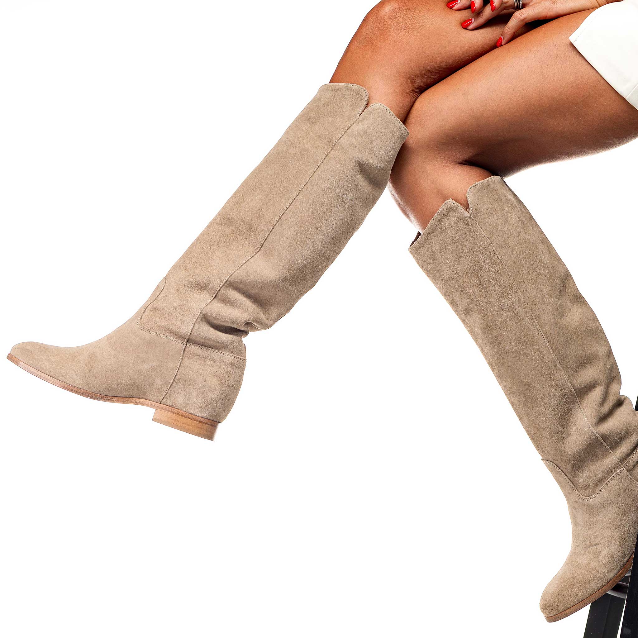 R40 - Tubular boot in real suede with internal lift