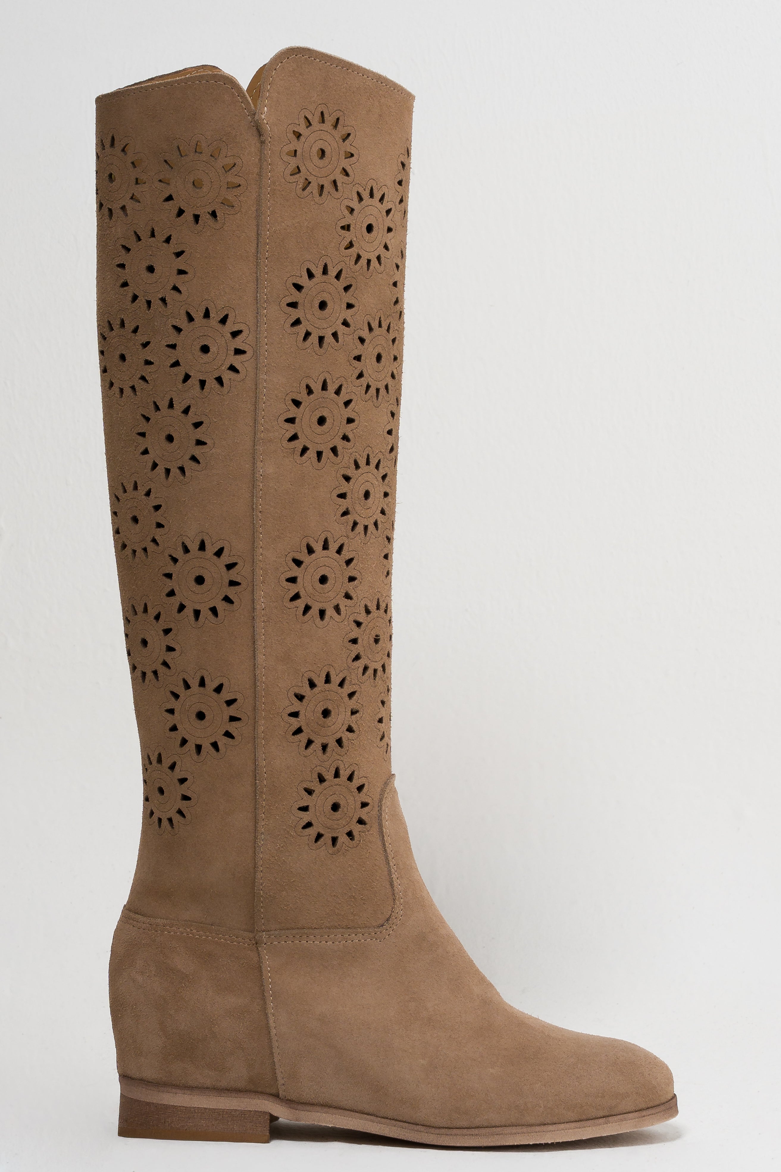 R40_SUN - Tubular boot in real suede and perforated leather with internal lift