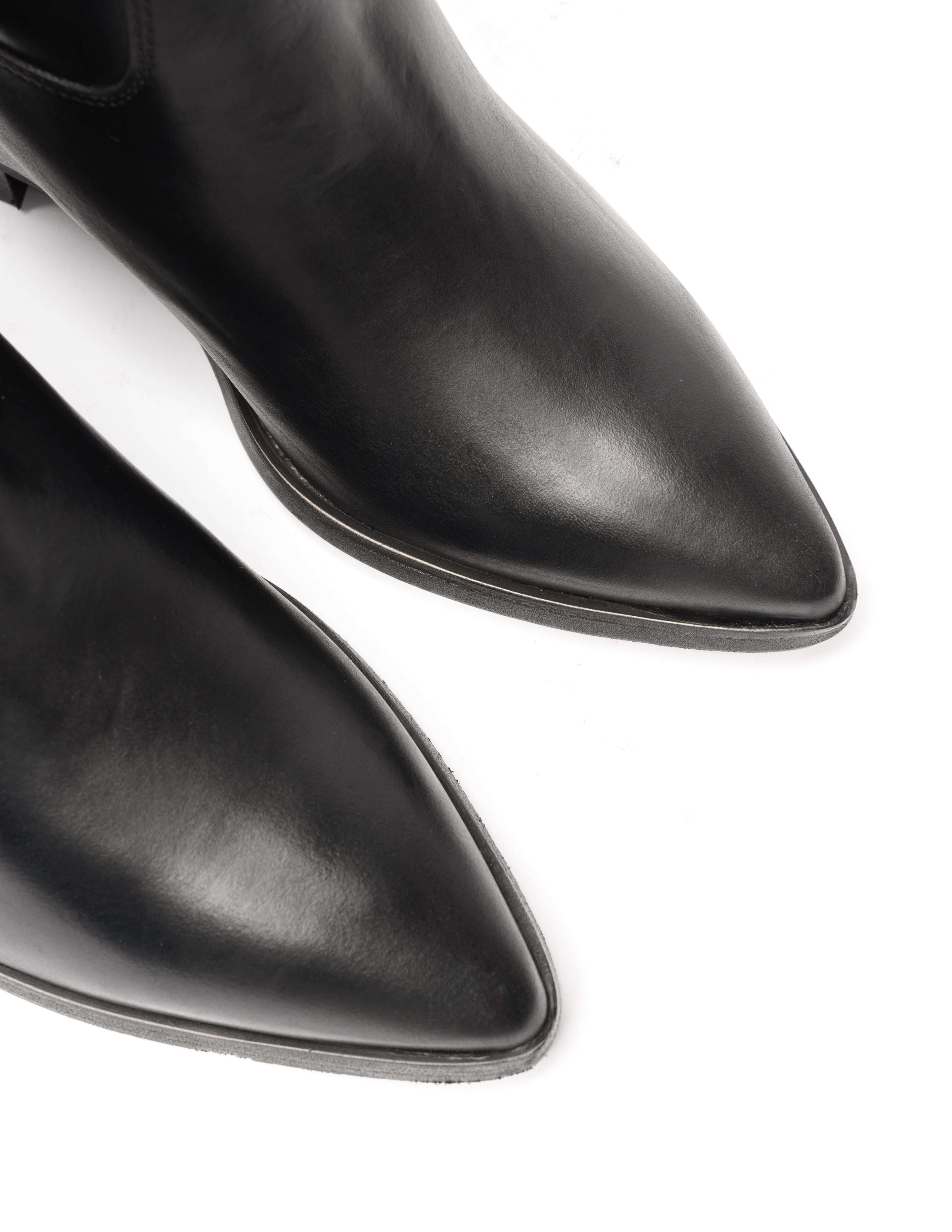 R40 - Genuine leather tubular boot with internal rise