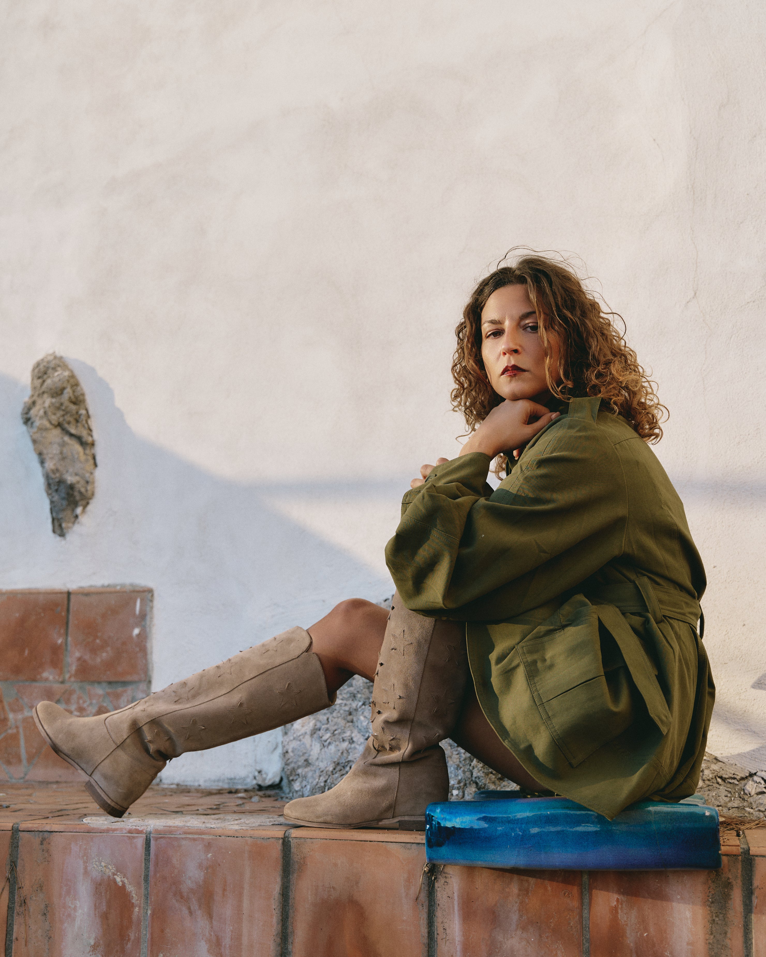 R30 STARS - Tubular boot in Daino suede with stars and internal lift