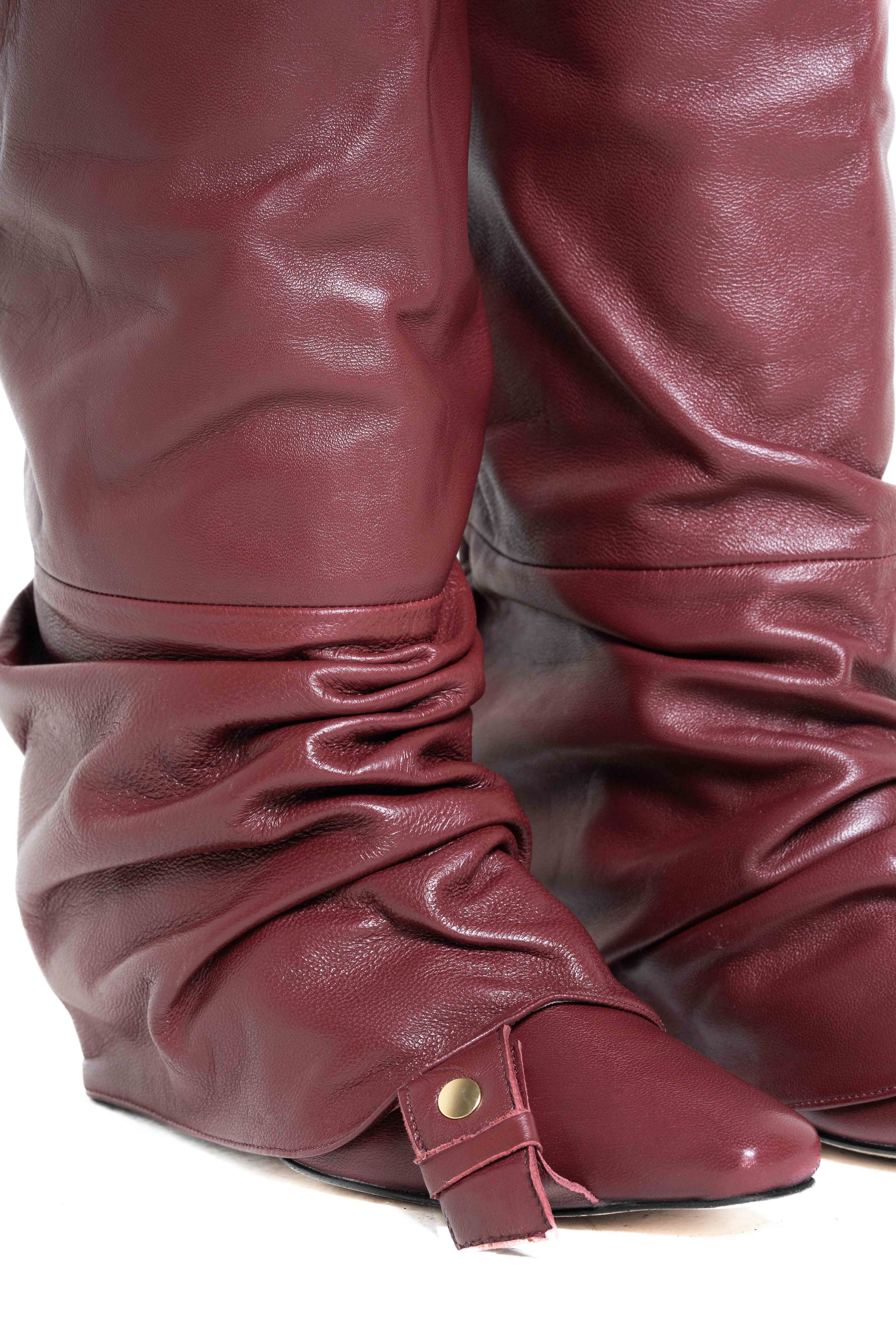 SIENNA - Stivali Cuissard  in Pelle Bordeaux Effetto Stropicciato - Tacco Roghetto 5 Cm