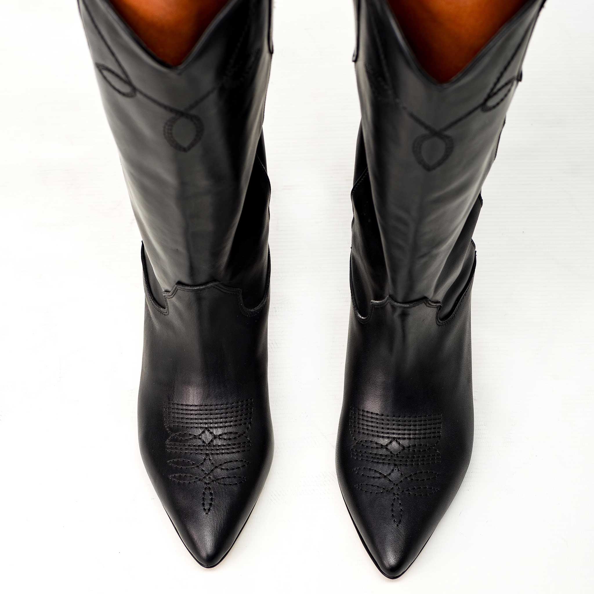 ST-TEX_347 - Camperos mood tubular boot in genuine leather with embroidery