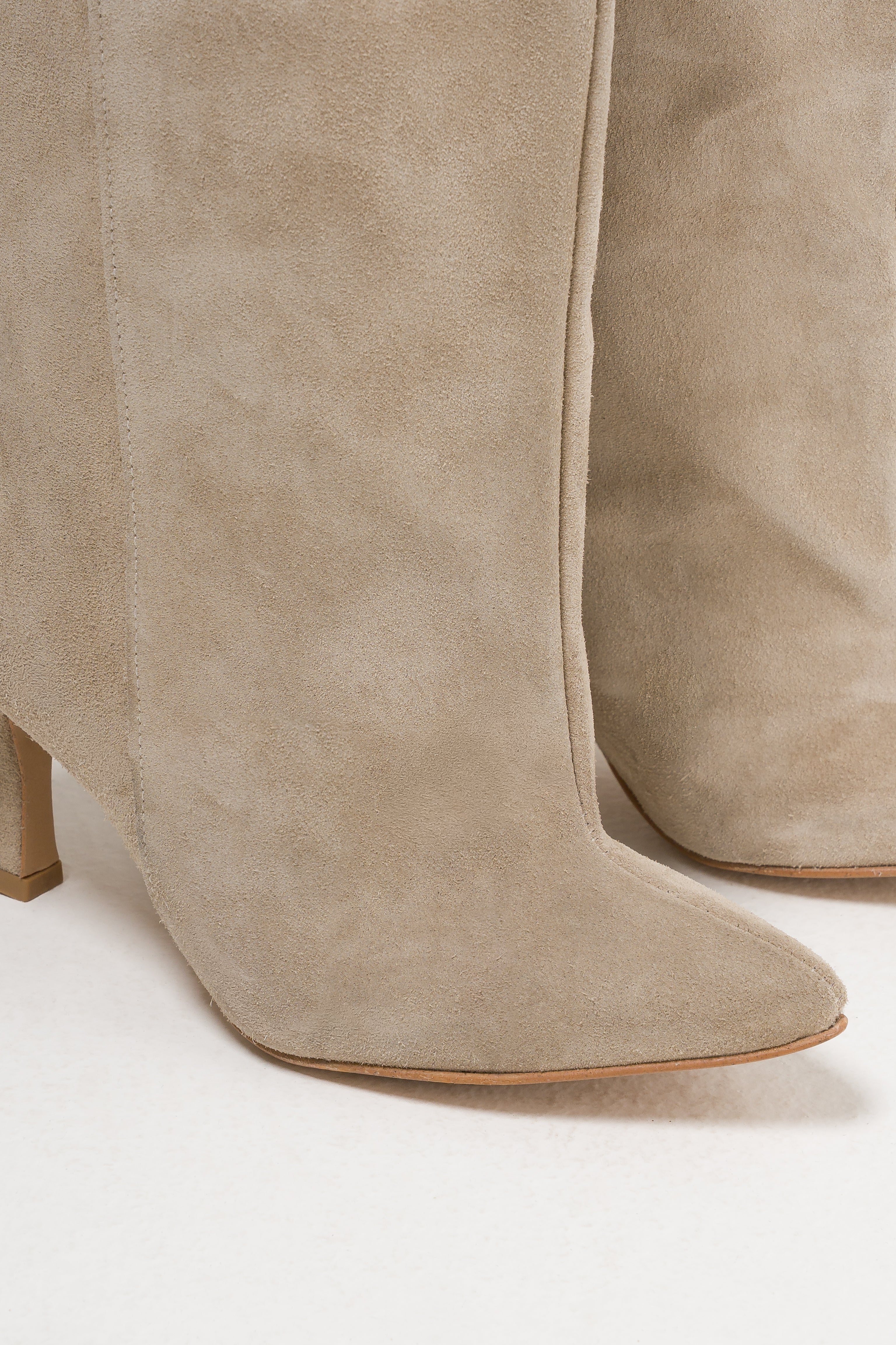 ZENDAIA - Stivale Tubolare in Vero Camoscio Daino con Tacco a Rocchetto 7 cm