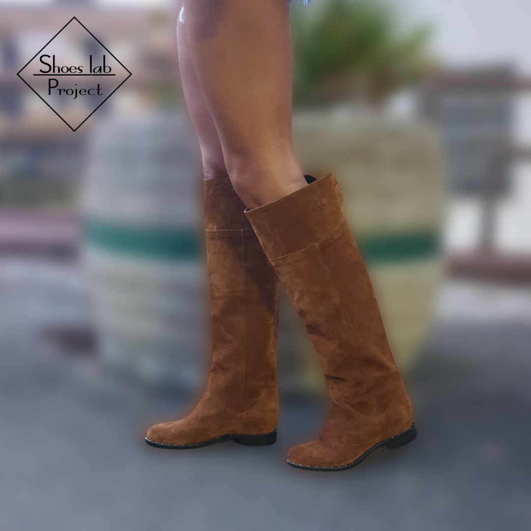 R1205 - Tubular knee-high boot in real suede with internal rise